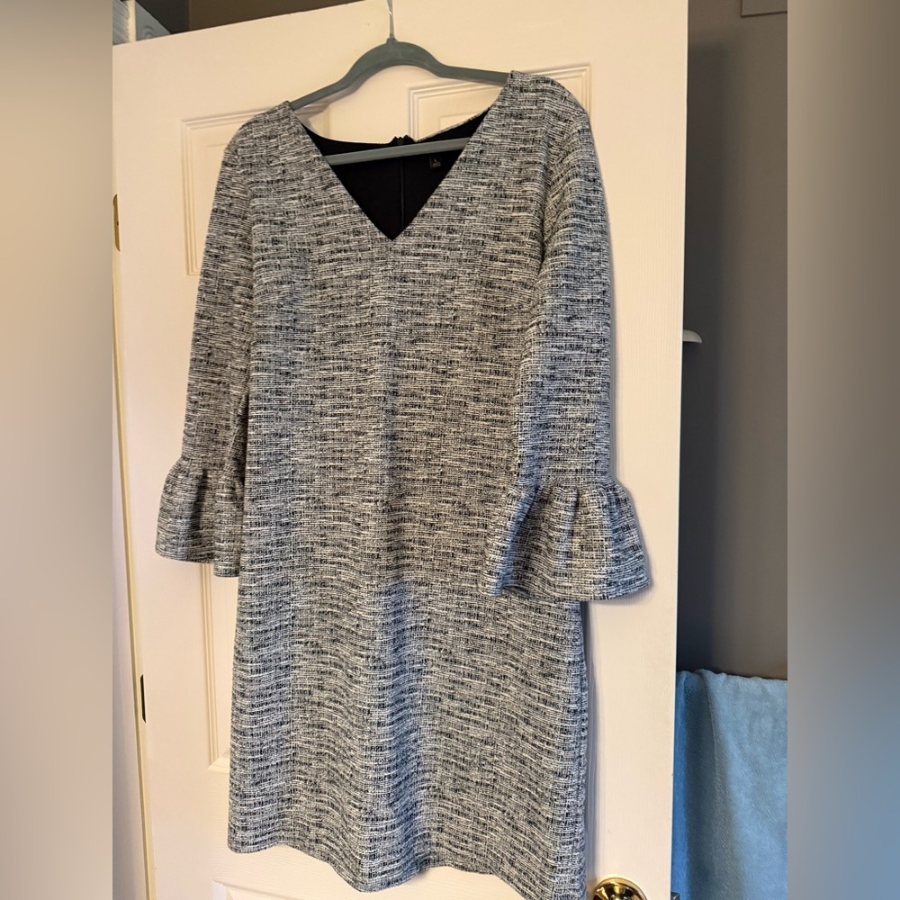 Span the Seasons Beautifully with this Boucle Dress!